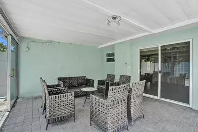 230 NE 45th Street, Oakland Park, FL 33334 - Photo 16