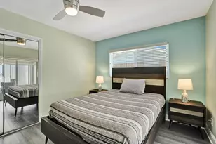 230 NE 45th St, Oakland Park, FL 33334 - Photo 12