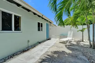 230 NE 45th St, Oakland Park, FL 33334 - Photo 18