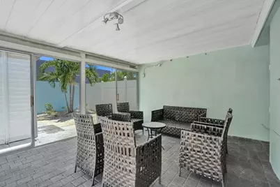 230 NE 45th Street, Oakland Park, FL 33334 - Photo 14