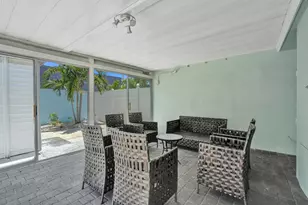 230 NE 45th St, Oakland Park, FL 33334 - Photo 14