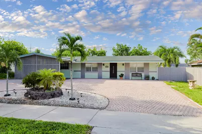 3335 10th Avenue N, Palm Springs, FL 33461 - Photo 1