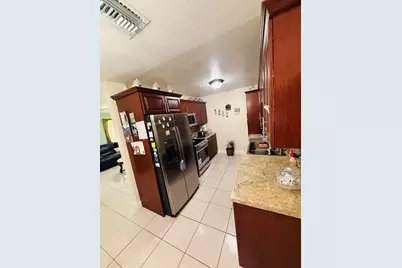 3335 10th Avenue N, Palm Springs, FL 33461 - Photo 6