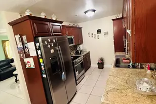 3335 10th Ave N, Palm Springs, FL 33461 - Photo 6