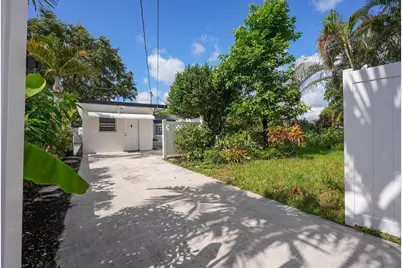 254 SW 6th Street, Dania Beach, FL 33004 - Photo 26