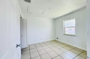 1207 Ave K, Fort Pierce, FL 34950 - Photo 10