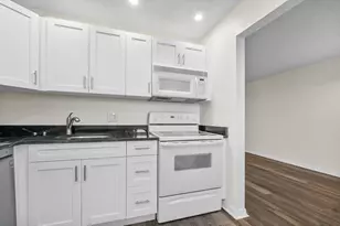 2615 NE 1st Ct, Boynton Beach, FL 33435 - Photo 4