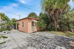 427 58th St, West Palm Beach, FL 33407 - Photo 30