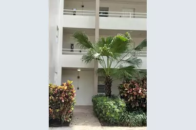 3800 Oaks Clubhouse Drive #112, Pompano Beach, FL 33069 - Photo 28
