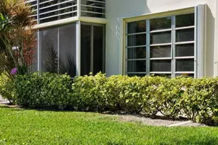 3800 Oaks Clubhouse Dr, Pompano Beach, FL 33069 - Photo 24