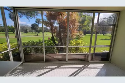 3800 Oaks Clubhouse Drive #112, Pompano Beach, FL 33069 - Photo 18