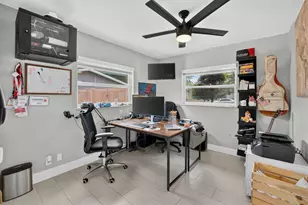 8131 NW 44th Ct, Lauderhill, FL 33351 - Photo 28