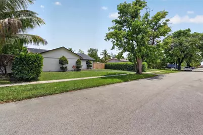 8131 NW 44th Court, Lauderhill, FL 33351 - Photo 50