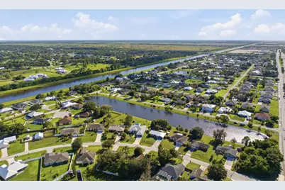 1174 SW Edinburgh Drive, Port Saint Lucie, FL 34953 - Photo 40