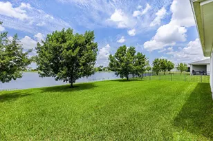 10704 SW Estella Ln, Port Saint Lucie, FL 34987 - Photo 28