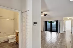3066 S Oakland Forest Dr, Oakland Park, FL 33309 - Photo 10