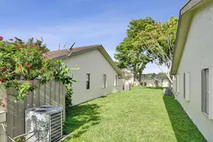 3066 S Oakland Forest Dr, Oakland Park, FL 33309 - Photo 34