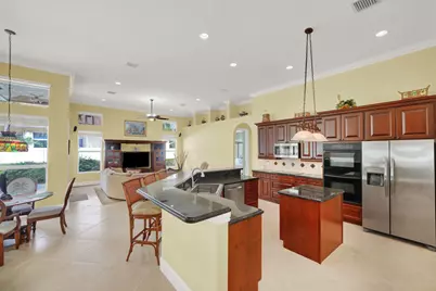 9695 Pandanus Way, Boynton Beach, FL 33436 - Photo 10