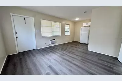 417 SE 12th Court #8, Fort Lauderdale, FL 33316 - Photo 2