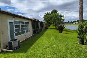 173 Lake Meryl Dr, West Palm Beach, FL 33411 - Photo 2