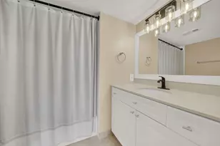 110 Yacht Club Way, Hypoluxo, FL 33462 - Photo 20