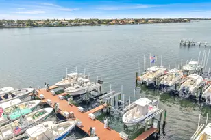 110 Yacht Club Way, Hypoluxo, FL 33462 - Photo 40