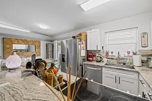 4565 Poinciana St, Lauderdale by the Sea, FL 33308 - Photo 6