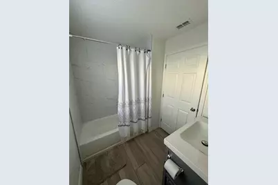 4020 E Louisiana Avenue, Tampa, FL 33610 - Photo 2