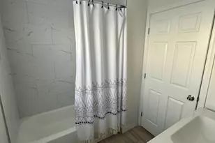 4020 E Louisiana Ave, Tampa, FL 33610 - Photo 2