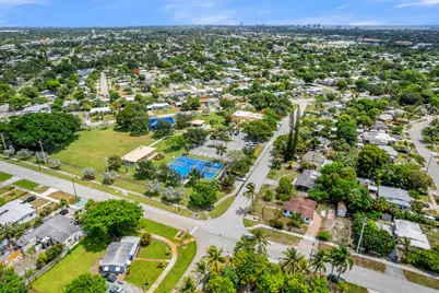 1712 NE 50th Court, Pompano Beach, FL 33064 - Photo 40