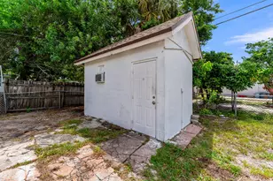 1712 NE 50th Ct, Pompano Beach, FL 33064 - Photo 36