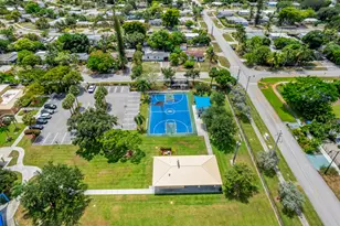 1712 NE 50th Ct, Pompano Beach, FL 33064 - Photo 46