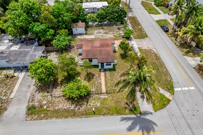 1712 NE 50th Court, Pompano Beach, FL 33064 - Photo 48