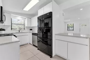 1712 NE 50th Ct, Pompano Beach, FL 33064 - Photo 18