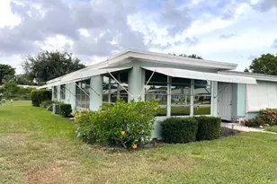 237 High Point Ct W, Delray Beach, FL 33445 - Photo 2