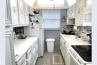 237 High Point Court W #A, Delray Beach, FL 33445 - Photo 14
