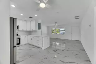 1404 SW 1st Ave, Deerfield Beach, FL 33441 - Photo 2