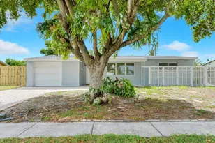 1404 SW 1st Ave, Deerfield Beach, FL 33441 - Photo 2