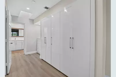 7460 La Paz Boulevard #304, Boca Raton, FL 33433 - Photo 12