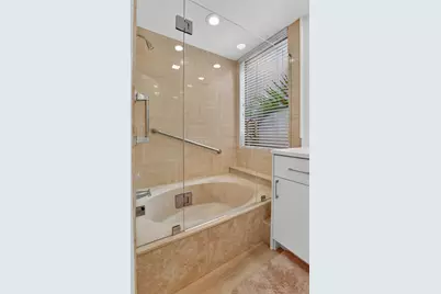 7460 La Paz Boulevard #304, Boca Raton, FL 33433 - Photo 18