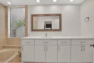 7460 La Paz Boulevard #304, Boca Raton, FL 33433 - Photo 16
