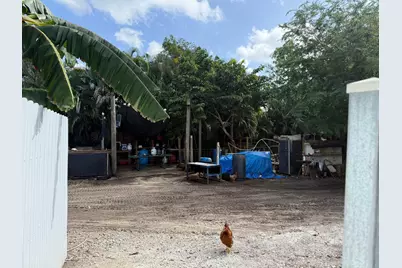 16393 E Lancashire Drive E, Loxahatchee, FL 33470 - Photo 24