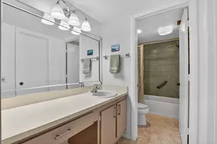 265 SE 10th St, Deerfield Beach, FL 33441 - Photo 22