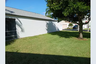 48 Buxton Lane, Boynton Beach, FL 33426 - Photo 4
