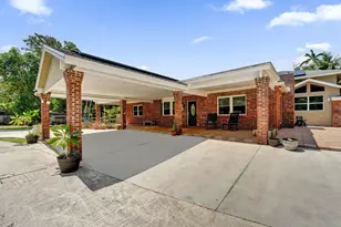 10951 SW 58th Ct, Davie, FL 33328 - Photo 8