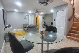 9210 NW 14th St, Pembroke Pines, FL 33024 - Photo 16