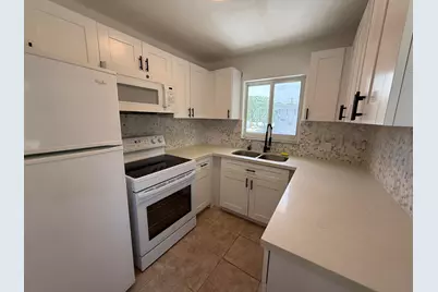 1859 Lincoln Street #202, Hollywood, FL 33020 - Photo 2