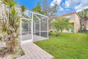 527 NW 87th Ln, Coral Springs, FL 33071 - Photo 32