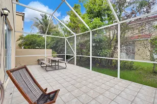 527 NW 87th Ln, Coral Springs, FL 33071 - Photo 36