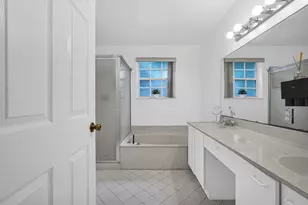 527 NW 87th Ln, Coral Springs, FL 33071 - Photo 22